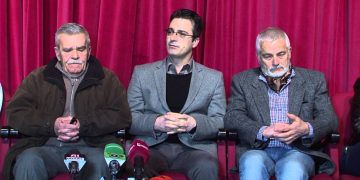 Mark Marku s.ulmon Robert Ndrenikën: “Një leckë e p.oshtëruar në prag të pleqërisë”. Viktor Zhusti një t.rafikant