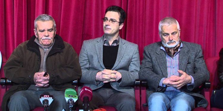 Mark Marku s.ulmon Robert Ndrenikën: “Një leckë e p.oshtëruar në prag të pleqërisë”. Viktor Zhusti një t.rafikant