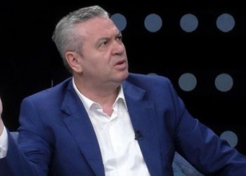 Befason Myslim Murrizi: Rama dhe Basha të takohen me ndërkombëtarët