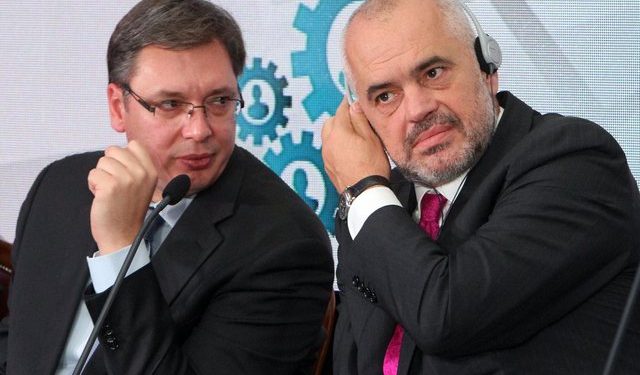 ‘E urren se është serbisht!’, presidenti Vuçiç zbulon ‘inatet’ e kryeministrit Rama në video-konferencën me homologët e Ballkanit