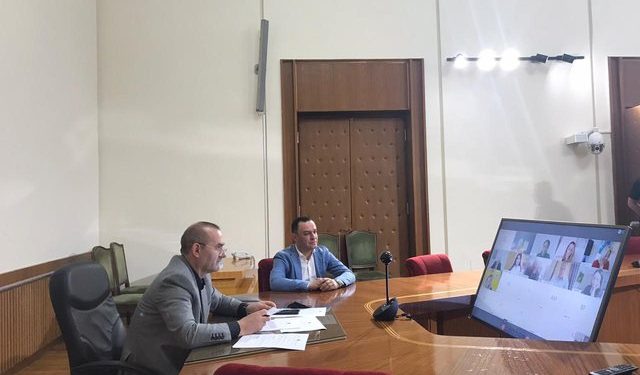 Pas shkarkimit të Dvoranit me urdhër të Ilir Metës dhe mos shkarkimin e Vitore Tushës, Kuvendi valë kritikash për punën e KLGJ-së! Ultimatum: Të jetë e pavarur dhe të mos ndikohet nga askush