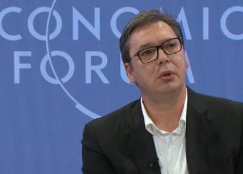 Pak para takimit me Donald Trump, Vuçiç ‘kërcënon’ BE: Pa lëshime ndaj Kosovës heqim dorë nga…