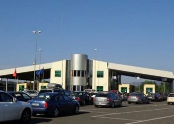 Ulet trau/ Rritja e frikshme e numrit të të prekurve me koronavirus në Shqipëri, ky është shteti fqinj që mbyll kufirin me vendin tonë (Përjashtohen vetëm këto kategori)