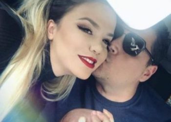 Rezarta Shkurta publikon foton epike dhe tregon si e sjell burrin për 2 sekonda në shtëpi