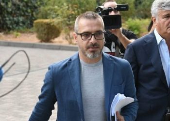 “Jam ministri kampion”, vjen reagimi i parë nga PS-ja pas deklaratës së bujshme nga Saimir Tahiri