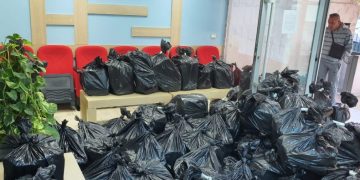 Ç’kanë brenda këta thasë?! Miliona euro, mijëra të mashtruar. Detaje të reja tronditëse nga mega-skandali i mashtrimit i qendrës “Star”