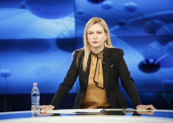 “Ju nxori Sali Berisha të gjithëve”! Plas keq debati ‘live’: Kreshnik Spahiu përplaset me Mesila Dodën