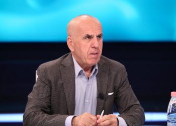 S’do kthehemi kurrë pas”! Pipero tregon shqetësimin: Jemi në mesin e fazës së dytë të epidemisë Ja cila është “bomba” me sahat