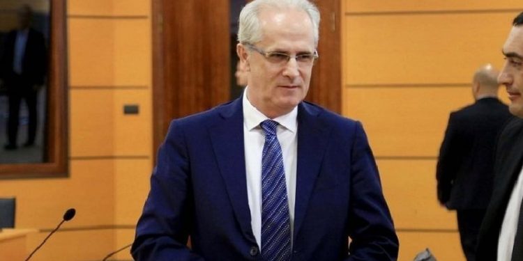 Pas shumë diskutimesh, KLGJ vendos përfundimin e mandatit të Ardian Dvoranit