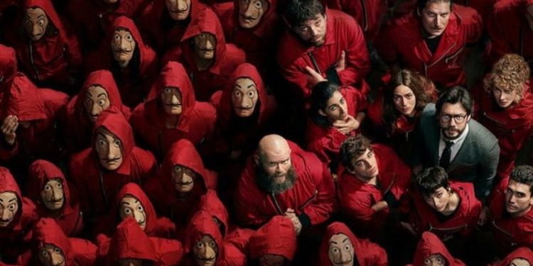 Prapaskenat në një prej serialeve të prodhimit “Netiflix” nga më të ndjekur në botë: Gafa, gabime me okë dhe të qeshura pafund (Video)