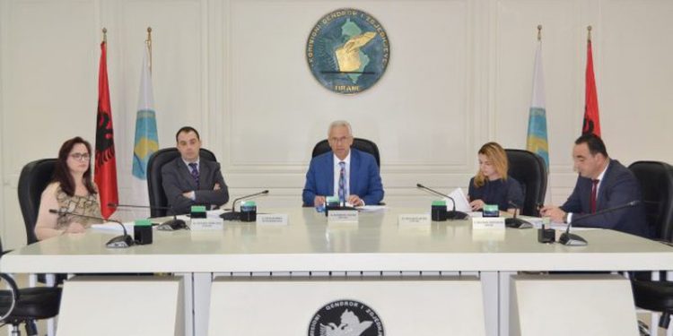 Këto janë klloun! Ja formula e plotë e propozuar nga opozita për KQZ politike…ashtu siç është