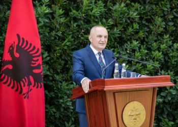 Meta sfidon Yuri Kim, i kërkon ndihmë Ruçit për të mbyllur pazaret me Kushtetuesen, fajëson ndërkombëtarët për ngërçet në KED