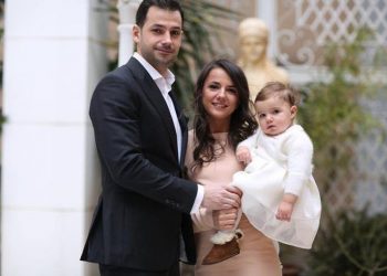 “Mami e pëlqeu shumë”! Ja kush është bashkëshorti i Rudina Hajdarit, me të cilin u dashurua kur ishte 16 vjeçe!