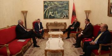 Kuvendi nis sot lëvizjet për heqjen e koalicioneve, zbardhen çështjet që do të shqyrtohen në Këshillin e Legjislacionit, drafti u kalon ekspertëve