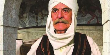 “Lamtumirë legjendë”! Kryeministri Edi Rama zemërthyer pas lajmit të trishtë