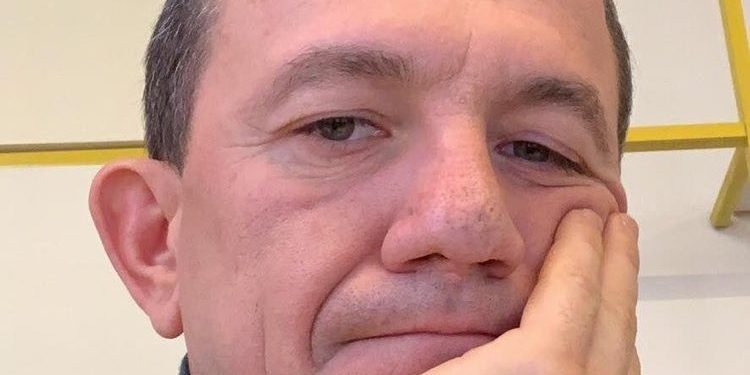 Berat Buzhala i infektuar me Covid-19! Gazetari: Testi doli pozitiv, kam ethe e temperaturë. Sot nuk qenka ditë e mirë për Presidentët