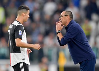 Tension bardhezi: “Harroje, nuk luaj aty!”, zbulohet prapaskena CR7-Sarri