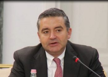 Turizmi dhe hapja e kufijve në Shqipëri/ Ministri Blendi Klosi: Brenda datës 12 qershor…