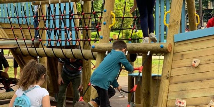 Veliaj flet për Parkun Rinia: Mund të organizojnë gjithë helmin e botës por qyteti nuk kthehet pas në batërdinë e 2015-s