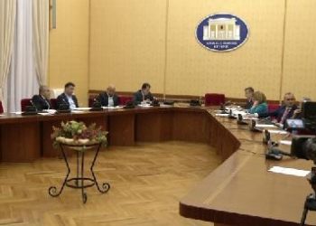 PD-ja rikthehet në Kuvend? Lëvizja e fundit që mund të bëjë bashkë opozitën dhe PS në KQZ..