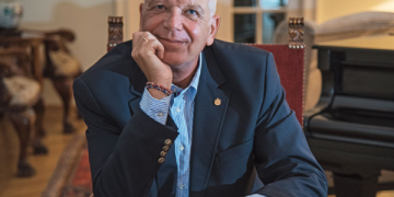 Diplomati serb: Unë e binda Dick Martyn të shkruajë për Shtëpinë e Verdhë, jam i lumtur që Specialja po punon