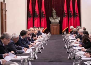 Plani për hapjen e kufijve më 1 korrik, mblidhen ambasadorët e BE, ja vendimi që pritet të merret..