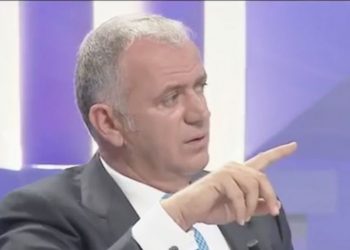 4 muaj pa marrë pagat, gazetarja e TV Klan denoncon publikisht Aleksandër Frangajn: Më ke falsifikuar firmën dhe ke fshehur siguracionet, boll luajte me djersën e punëtorëve që kanë frikë të flasin