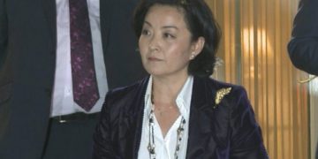 Ambasadorja Yuri Kim me mesazh të fortë për klasën politike: “Lini lojërat e fajit, populli kërkon ndryshim”