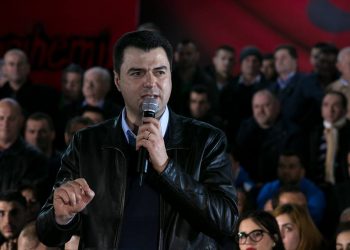 Basha zbaton skenarin, mban fjalim te çadra e lirisë për 1300 kontenier: Ramës do i rezervojmë një fund të tmerrshëm! Prokuroria të hetojë me shpejtësi dhe të bëjë transparencën e plotë!