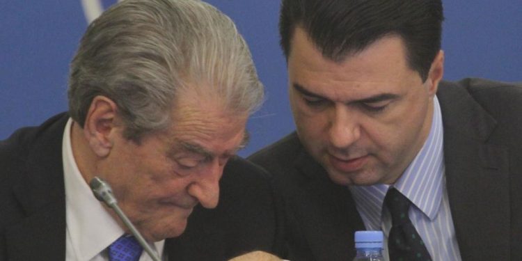 Sali Berisha: Nuk kam frikë nga vdekja. Unë kam marrë masat, por ajo edhe mund të vijë