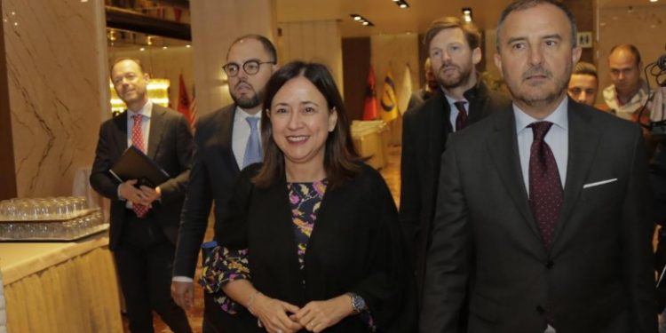 “Për të gjithë ata që e këndojnë…”! Rama nxjerr videon e Calavera-s: Flet në emër të KE, Shqipëria s’ka 15 kushte për hapjen e negociatave