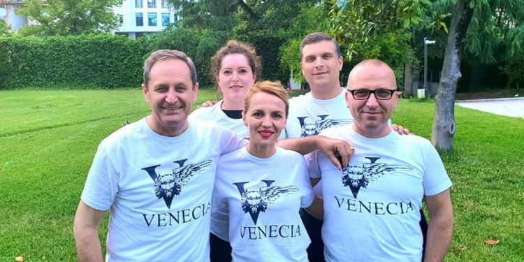 Karagjozët e Presidencës, që sillen me “Venecian” sipas “vaktit”