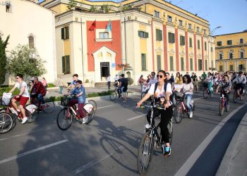 “Tirana përgatitet për të hapur Akademinë e Biçikletave”