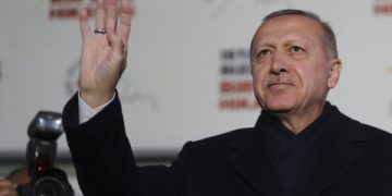 Çështja “George Floyd”, Erdogan:  Ja ç’ka thënë Profeti Muhamed për ngjyrën e njeriut!