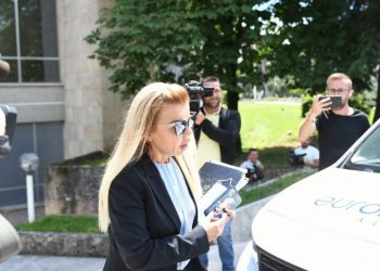 A do ta shpëtojnë lotët prej vetingut gjyqtaren Fatmira Hajdari: Kam qenë gjyqtarja më e pastër në Republikë