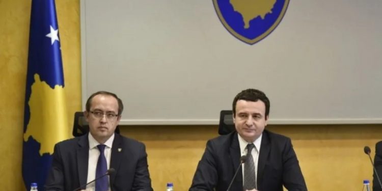 Mbahet seanca e jashtëzakonshme në Kosovë për krijimin e qeverisë së re, Avdullah Hoti tregon prioritetet si kryeministër