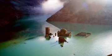 Nën ujë që nga përmbytja e vitit 1946, fshati italian mund të shohë sërish dritën e diellit