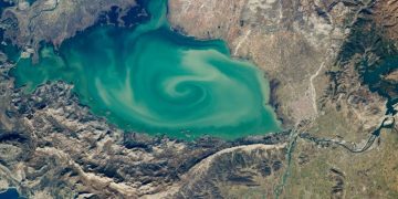 NASA kap një vorbull në mes të Liqenit të Shkodrës, pamja ka tërhequr vëmendjen e një astronauti
