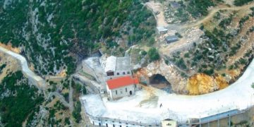 Kryeministri Rama e nis ditën ndryshe, publikon pamjet prekëse: Mëngjes i shenjtë