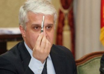 Majko, thirrje gjithë opozitës: Hapni dritën jeshile për votën e diasporës! Nëse s’do të sigurohet vota e tyre, unë s’do të isha në atë zyrë