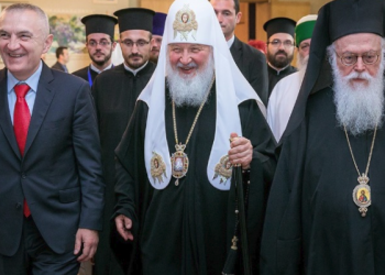 Kryepeshkopi Anastas Janullatos pësoi atak kardiak, vjen reagimi i parë nga Meta i ekzaltuar dhe krenar për gjithçka që Anastasi ka bërë