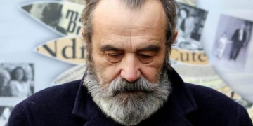 Biseda e fundit e akademikut me gazetaren: Ah moj Ola unë po iki… nuk mundem të vij!