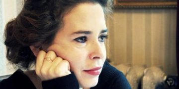 Shkrimtarja e njohur turke Pelin Batu humb nënën me origjinë shqiptare, dedikimi prekës