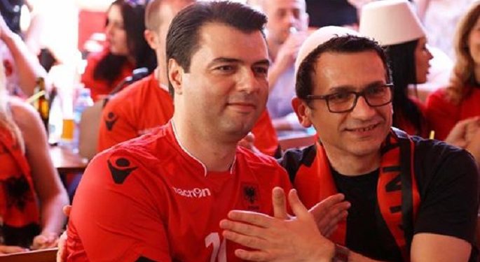 “Kësaj radhe duhen dy çadra”! Deklarata e papritur e Kreshnik Spahiut: Do përdorja sloganin e Sali Berishës! Ja çfarë do të ndodhte nëse do garoja me Partinë Socialiste