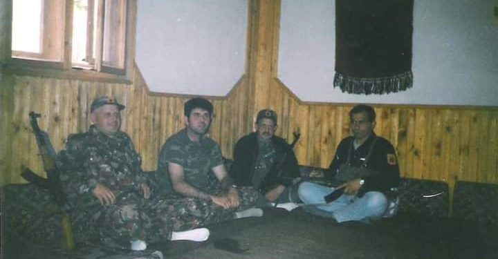 Veterani Afrim Ajredini kujton të vëllain Mustaf me një mesazh prekës: Lavdi veprës suaj, lufta e UÇK-së ishte e drejtë