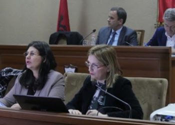 Rezultojnë 11 të infektuar me Covid-19, ndër to edhe nënkryetarja e Bashkisë, testohen punonjësit..