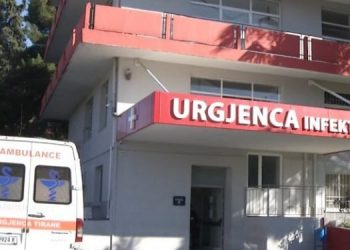 I prekur me Covid-19, rëndohet gjendja shëndetësore e mjekut të njohur të QSUT-së