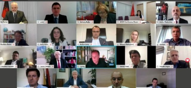 Vota e emigrantëve, Gjiknuri jep lajmin e mirë: Çdo emigrant i regjistruar në gjendjen civile mund të votojë me postë