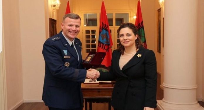 Valë e dytë e COVID-19? Xhaçka: Mesazh i qartë për gjithë botën, qytetarët nuk janë vetëm. NATO është në gatishmëri