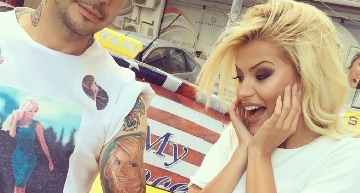 Tatuazhe me Sali Berishën e Marina Vjollcën: Kush është taksisti që tentoi të vetëdigjej para Kryeministrisë